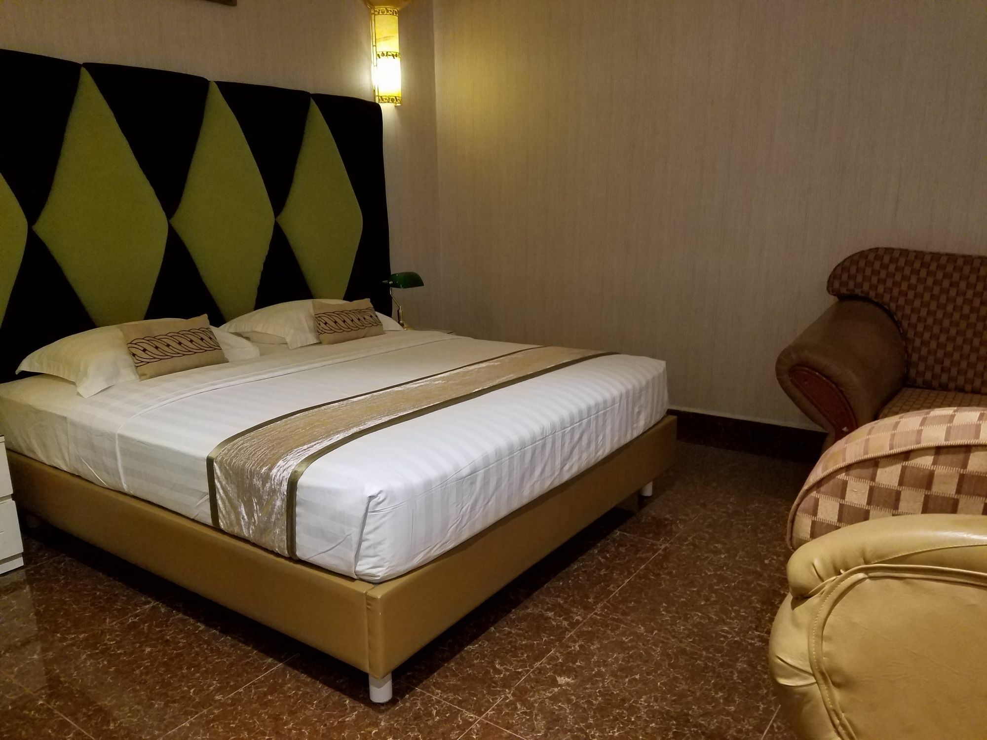 Fortune 1127 - Central Hotel Хошимин Экстерьер фото